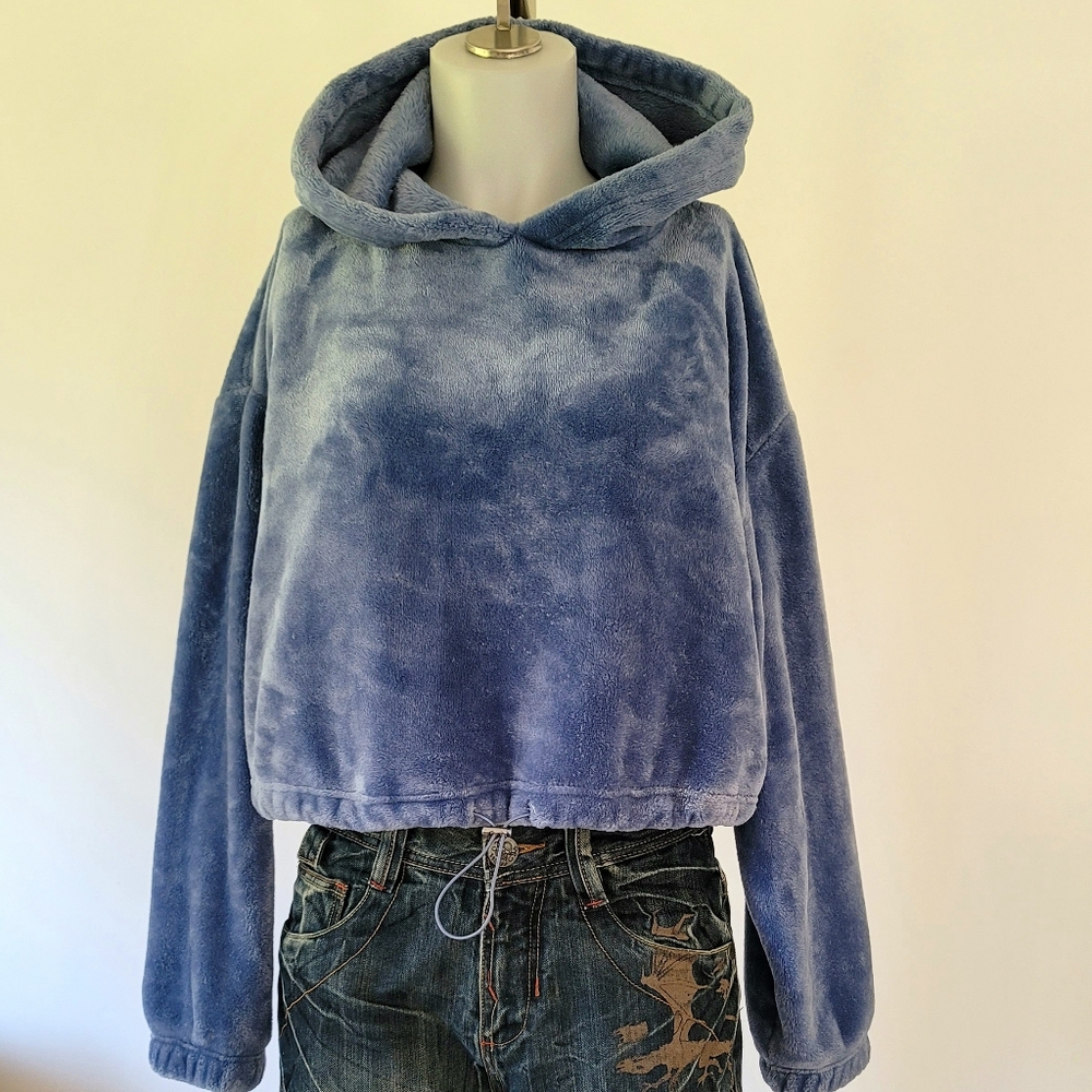 Weekend Edition from Urban Planet Women's Pull-Over Hoodie Size M